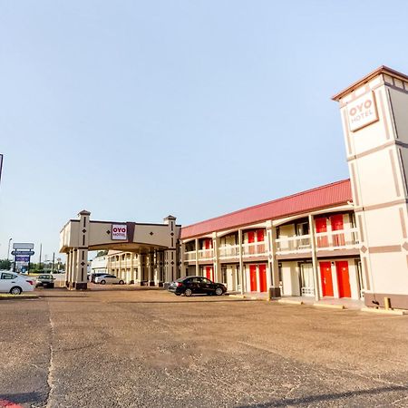 Oyo Hotel Tyler Northwest Mineola Hwy Екстер'єр фото