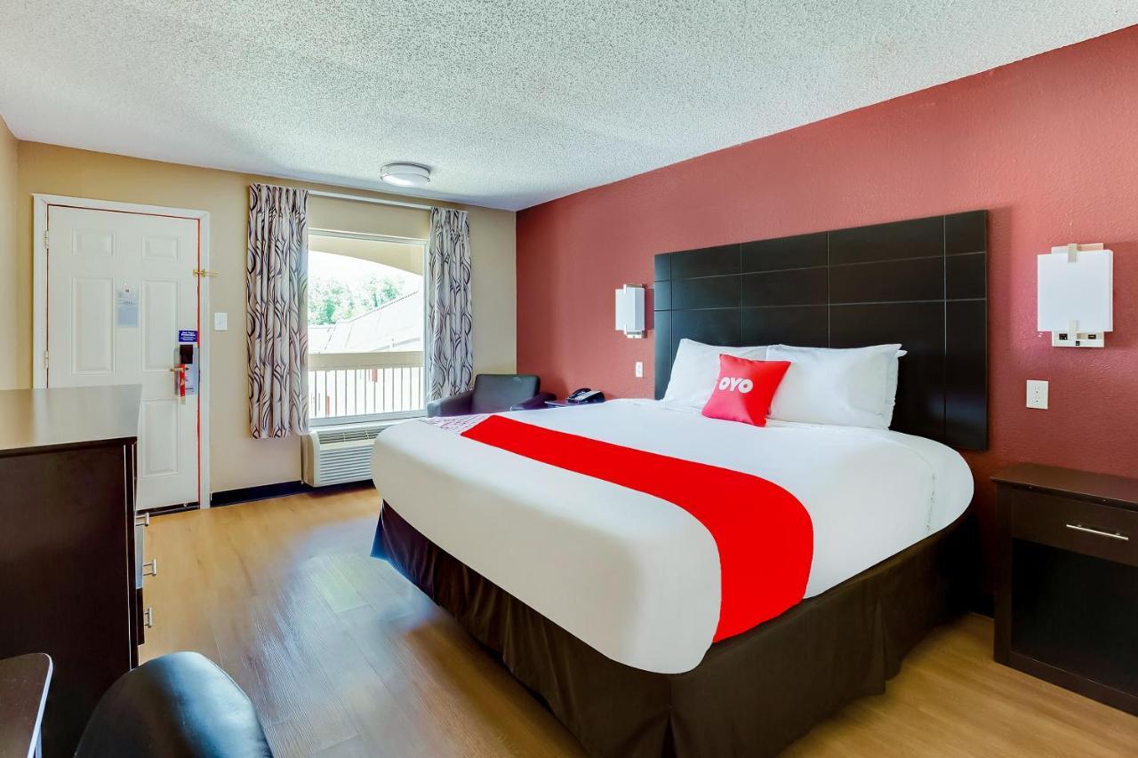Oyo Hotel Tyler Northwest Mineola Hwy Екстер'єр фото